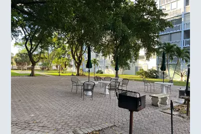 301 NE 14th Ave #608, Hallandale Beach, FL 33009 - Photo 21