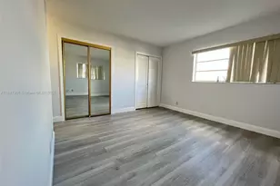 301 NE 14th Ave, Hallandale Beach, FL 33009 - Photo 15