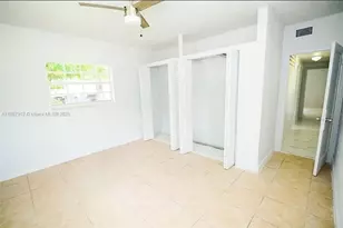 298 NW 104th St, Miami, FL 33150 - Photo 13
