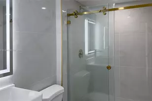 3301 N Country Club Dr, Aventura, FL 33180 - Photo 11