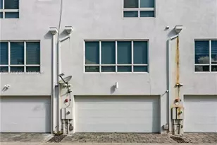 10354 NW 64th St, Doral, FL 33178 - Photo 3