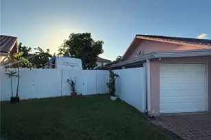 910 SW 104th Ave, Miami, FL 33174 - Photo 9