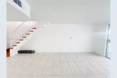 3895 W 9th Way #14, Hialeah, FL 33012 - Photo 11