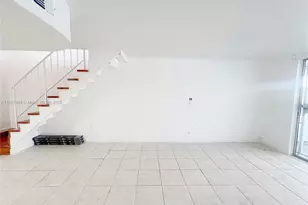 3895 W 9th Way, Hialeah, FL 33012 - Photo 11