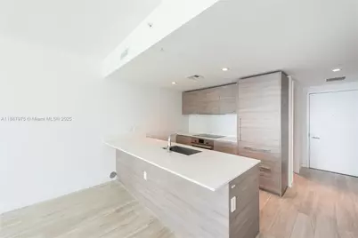 1300 S Miami Ave #1003, Miami, FL 33130 - Photo 7