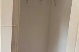 8920 Sunrise Lakes Blvd, Sunrise, FL 33322 - Photo 11