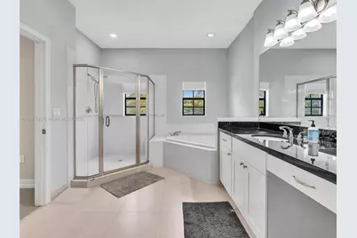 2901 Hidden Harbour St, Dania Beach, FL 33312 - Photo 21