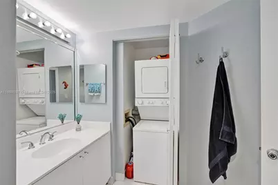 20185 E Country Club Dr #1409, Aventura, FL 33180 - Photo 33