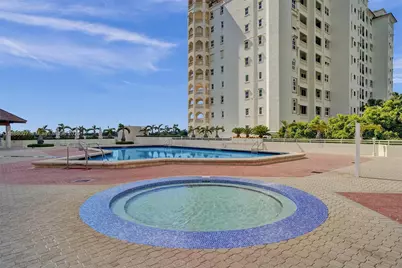 20185 E Country Club Dr #1409, Aventura, FL 33180 - Photo 51