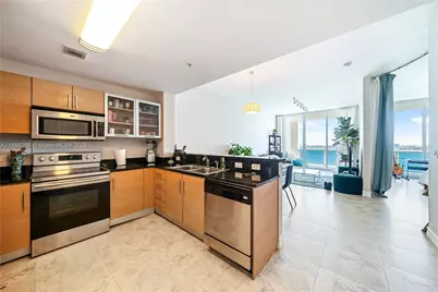 725 NE 22nd St #16B, Miami, FL 33137 - Photo 5