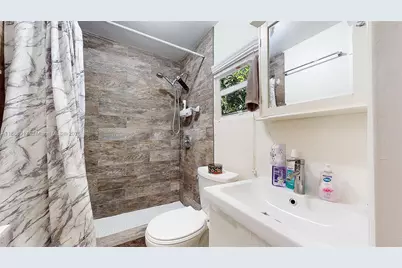 18475 SW 204th St, Miami, FL 33187 - Photo 35