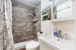 18475 SW 204th St, Miami, FL 33187 - Photo 35