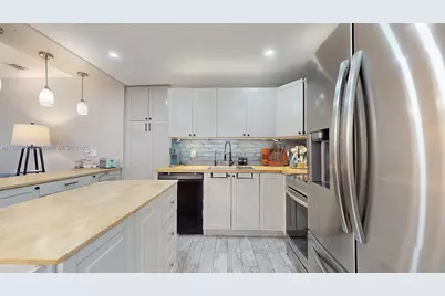 18475 SW 204th St, Miami, FL 33187 - Photo 11