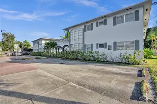 5112 Hollywood Blvd, Hollywood, FL 33021 - Photo 1