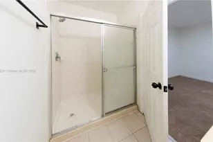 4130 Napoli Lake Dr, Riviera Beach, FL 33410 - Photo 21