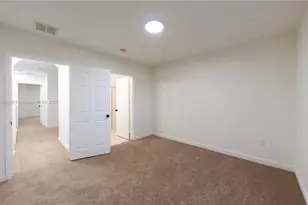 4130 Napoli Lake Dr, Riviera Beach, FL 33410 - Photo 15