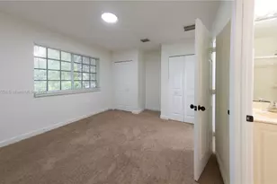 4130 Napoli Lake Dr, Riviera Beach, FL 33410 - Photo 11