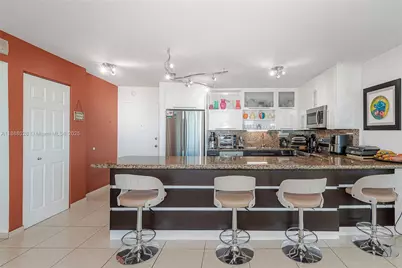 7135 Collins Ave #625, Miami Beach, FL 33141 - Photo 13