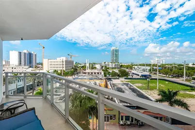 7135 Collins Ave #625, Miami Beach, FL 33141 - Photo 1