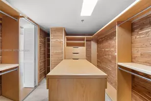 520 Brickell Key Dr, Miami, FL 33131 - Photo 29