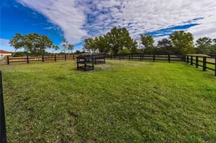 14390 Palm Beach Point Blvd, Wellington, FL 33414 - Photo 25