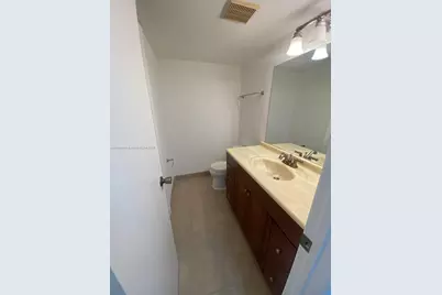 3720 N Pine Island Rd #431, Sunrise, FL 33351 - Photo 11