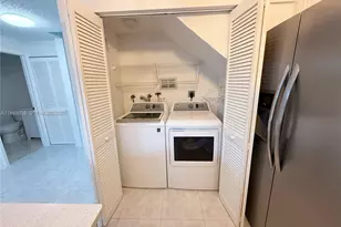 5225 NW 112th Ave, Doral, FL 33178 - Photo 7