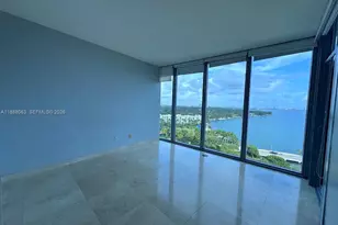601 NE 36th St, Miami, FL 33137 - Photo 3
