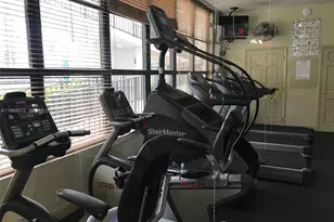 1000 Parkview Dr, Hallandale Beach, FL 33009 - Photo 17