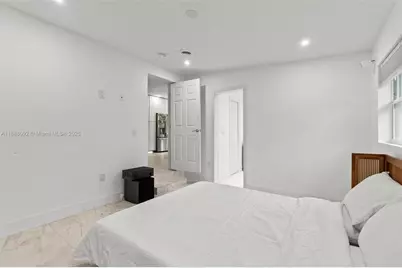 420 NW 44th Ave, Miami, FL 33126 - Photo 13