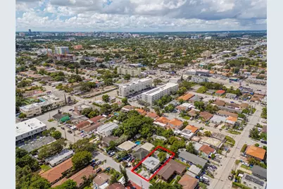 810 NW 24th Ct, Miami, FL 33125 - Photo 5