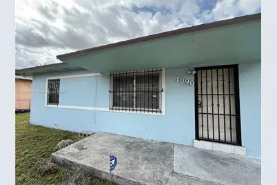 1090 NW 112th St, Miami, FL 33168 - Photo 11