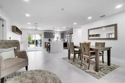 617 NW 30th Ct, Wilton Manors, FL 33311 - Photo 3