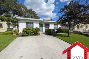 720 NW 15th Terrace, Fort Lauderdale, FL 33311 - Photo 1