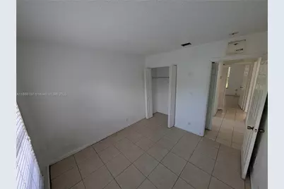 720 NW 15th Ter, Fort Lauderdale, FL 33311 - Photo 17