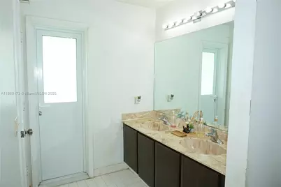 7952 NW 51st Ct, Lauderhill, FL 33351 - Photo 19