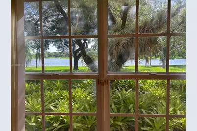 10889 SW 149th Pl, Miami, FL 33196 - Photo 5