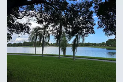 10889 SW 149th Pl, Miami, FL 33196 - Photo 7