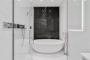 300 Biscayne Blvd Way, Miami, FL 33131 - Photo 21