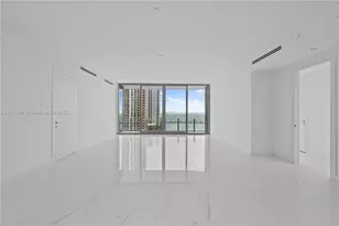 300 Biscayne Blvd Way, Miami, FL 33131 - Photo 11