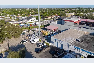 7021 SW 13th Ter, Miami, FL 33144 - Photo 11