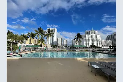1000 Parkview Dr #627, Hallandale Beach, FL 33009 - Photo 1