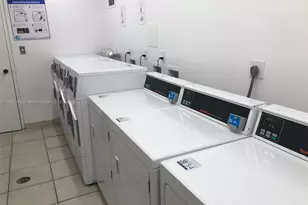 1000 Parkview Dr, Hallandale Beach, FL 33009 - Photo 25