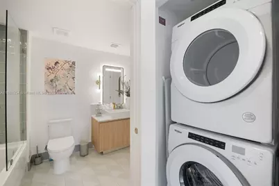 159 NE 6th St #2607, Miami, FL 33132 - Photo 15