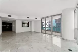 1331 Brickell Bay Dr, Miami, FL 33131 - Photo 21