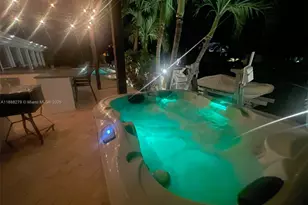 2740 NE 6th St, Pompano Beach, FL 33062 - Photo 11