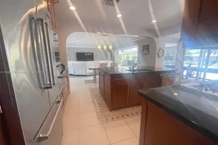 2740 NE 6th St, Pompano Beach, FL 33062 - Photo 21