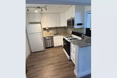 1615 Meridian Ave #303, Miami Beach, FL 33139 - Photo 11