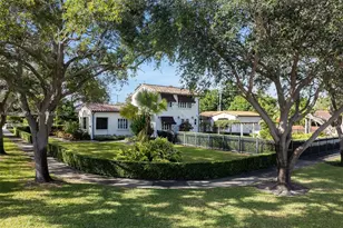 1291 NE 102nd St, Miami Shores, FL 33138 - Photo 1