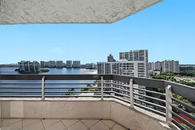 19101 NE 36th Ct #1905, Aventura, FL 33180 - Photo 3